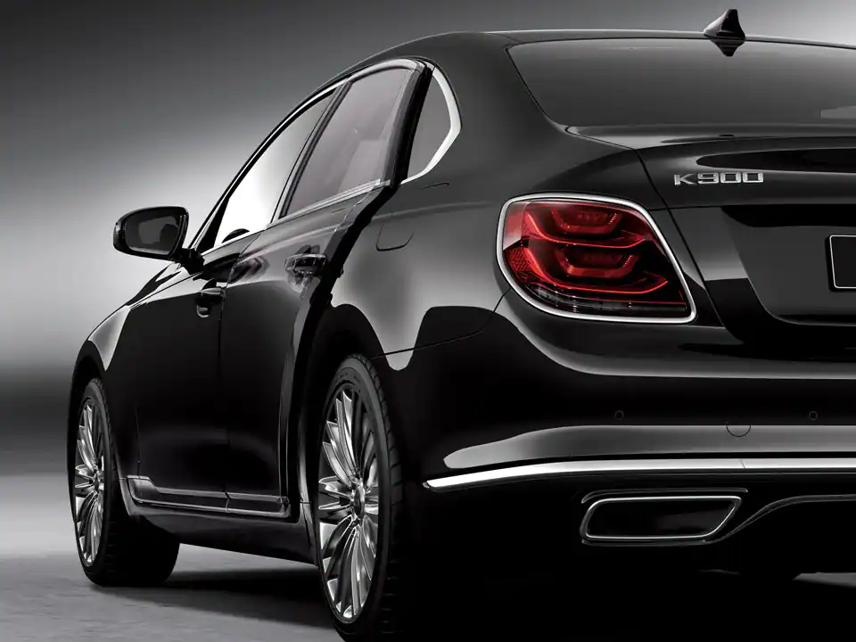 إغلاق الأبواب بقوة